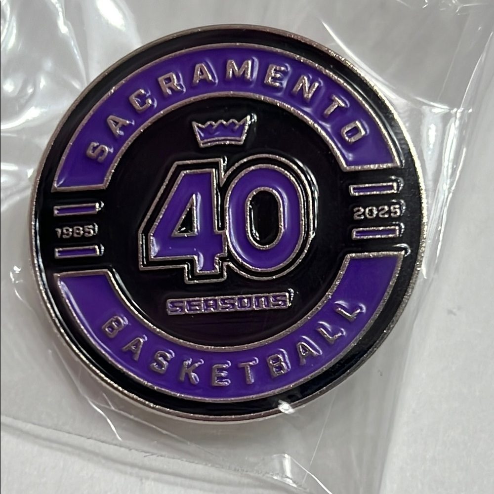 Sacramento Kings 40 Seasons Pin